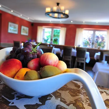 Hotel Tannenhof 3*