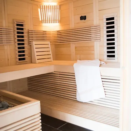 Hotel Tannenhof 3*